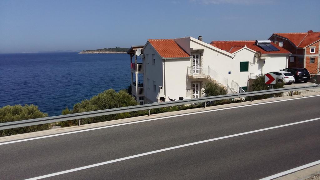 Apartments Nevjestic Primošten Esterno foto